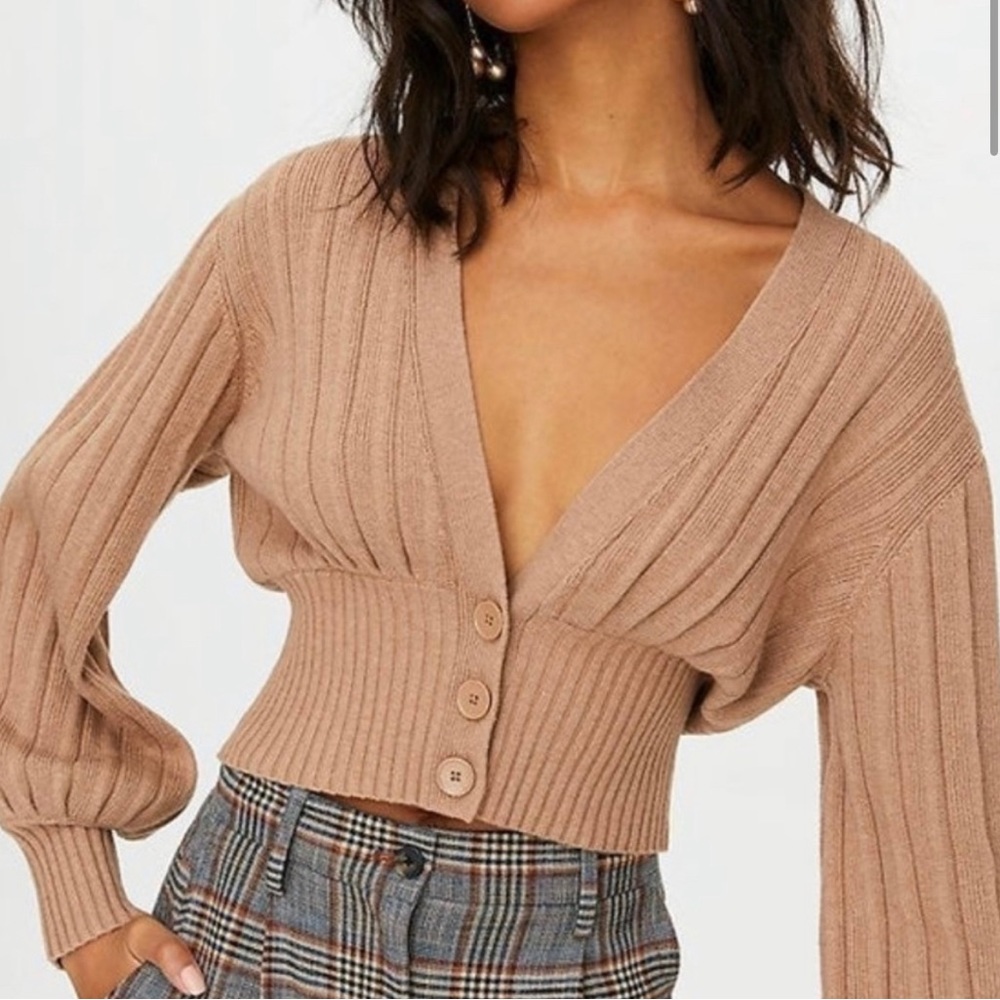 Aritzia Wilfred plunge cardigan